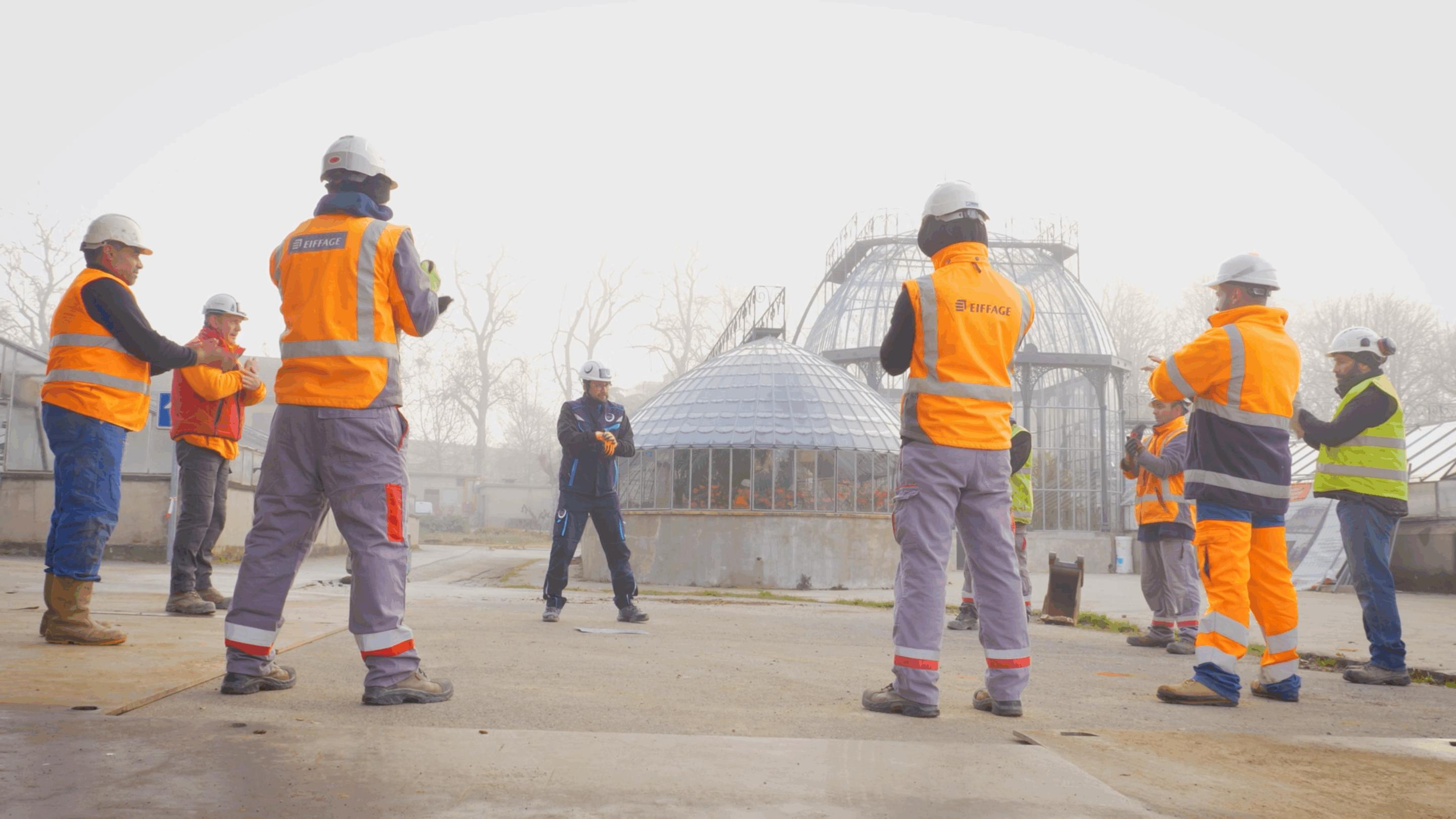 Equipe terrain en situation de prévention de reveil musculaire