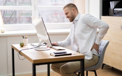 Mal de dos et travail assis : le guide complet pour soulager vos douleurs